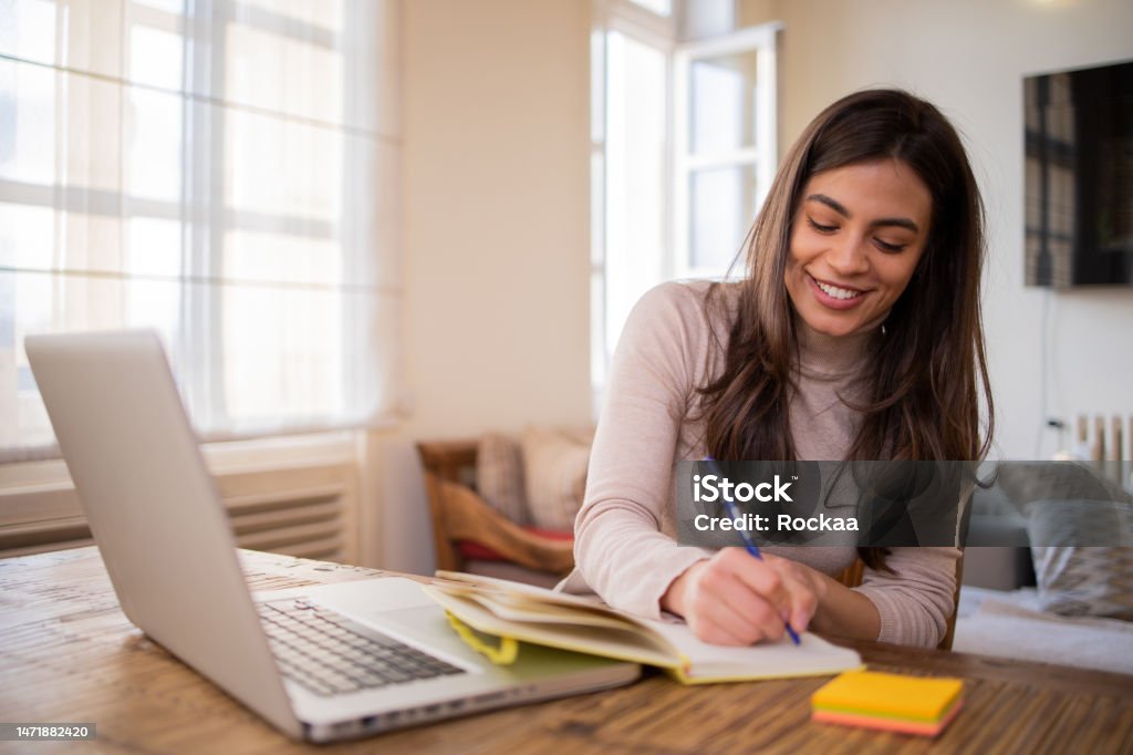 HÁBITOS Y RUTINAS EFECTIVAS PARA APRENDER INGLÉS DE FORMA AUTÓNOMA